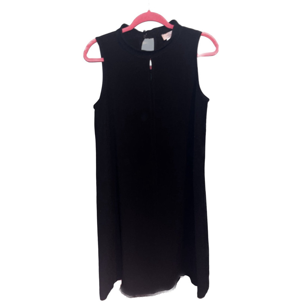 LOVE…ADY BLACK SLEEVELESS KEYHOLE DRESS - Picture 6 of 6